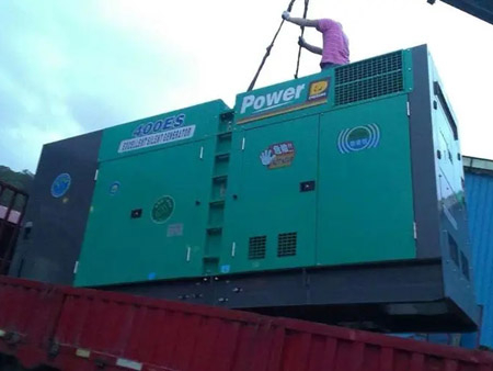 日照空气滤清器的更换周期一般是多久？